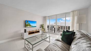 Televisión y oficina