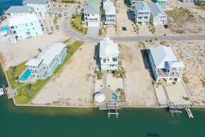 المنشأة من الخارج