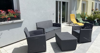 Location Appartement 5 Pers. Avec Piscine Chauffée "pinson"
