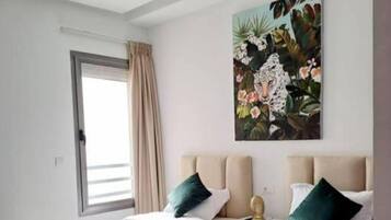 4 camere, Wi-Fi, lenzuola