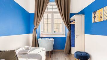 3 bedrooms, desk, iron/ironing board, travel cot