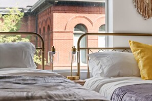 1 bedroom, desk, iron/ironing board, WiFi - Affordable APT in Salt Lake City! Ideal Location (Salt Lake City)