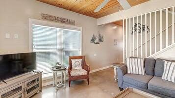 TV, DVD player, offices