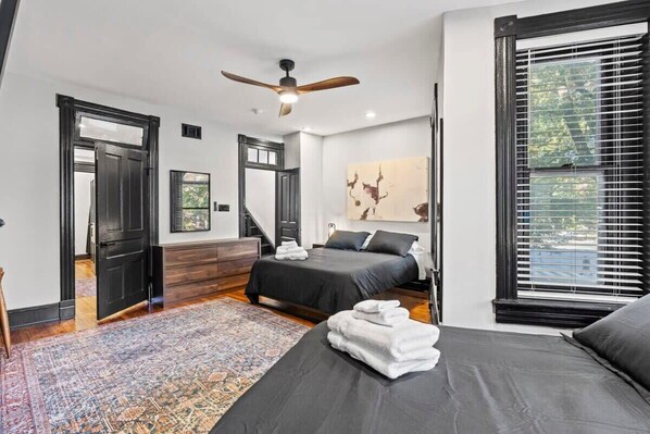 5 bedrooms, desk, iron/ironing board, WiFi