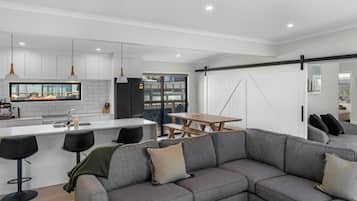 TV, stereo