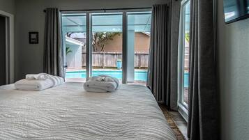 7 室のベッドルーム、デスク、アイロン / アイロン台、WiFi