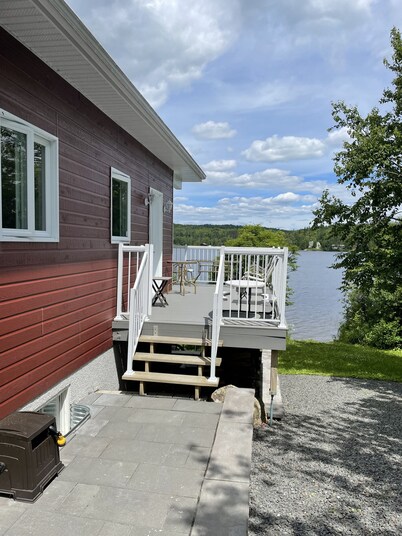 Bord du Lac, à 10 Minutes du ski et Golf, Chambre Mezzanine Avec vue sur le lac