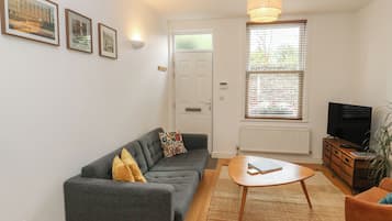 Cottage | Living area