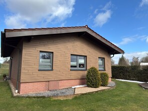 Exterior - Peaceful Forest Getaway (Altenfeld)