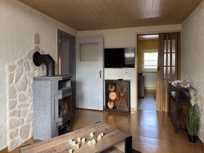 Interior - Peaceful Forest Getaway (Altenfeld)