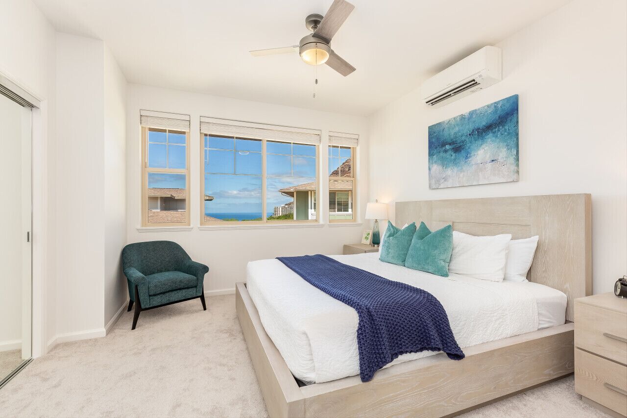 4 多间卧室、办公桌、熨斗/熨衣板、旅行婴儿床