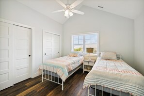 3 bedrooms, free WiFi, bed sheets