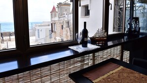 Penthouse phong cách cổ điển | Hiên
