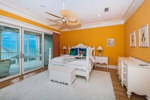 4 habitaciones, tabla de planchar con plancha, wifi y ropa de cama 