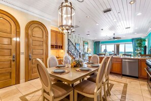 Dining - Ocean Blue Villa, Beachfront with Private Pool (Indian rocks beach)