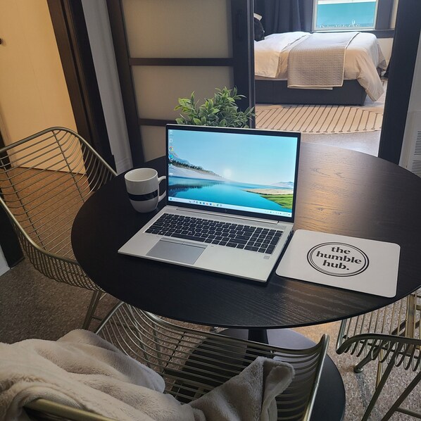 1 bedroom, desk, iron/ironing board, free WiFi