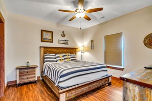 5 soverom, strykejern/-brett, reiseseng for barn og wi-fi (inkludert)