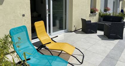 Location Appartement 6 Pers. Avec Piscine "hirondelle"