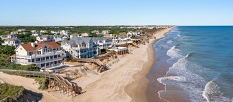 Blue Crab Cottage: Private Pool, Hot Tub, Dogs OK