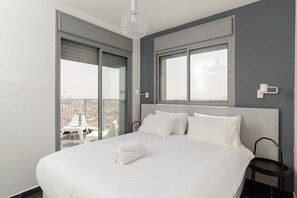 3 soverom, strykejern/-brett, reiseseng for barn og wi-fi