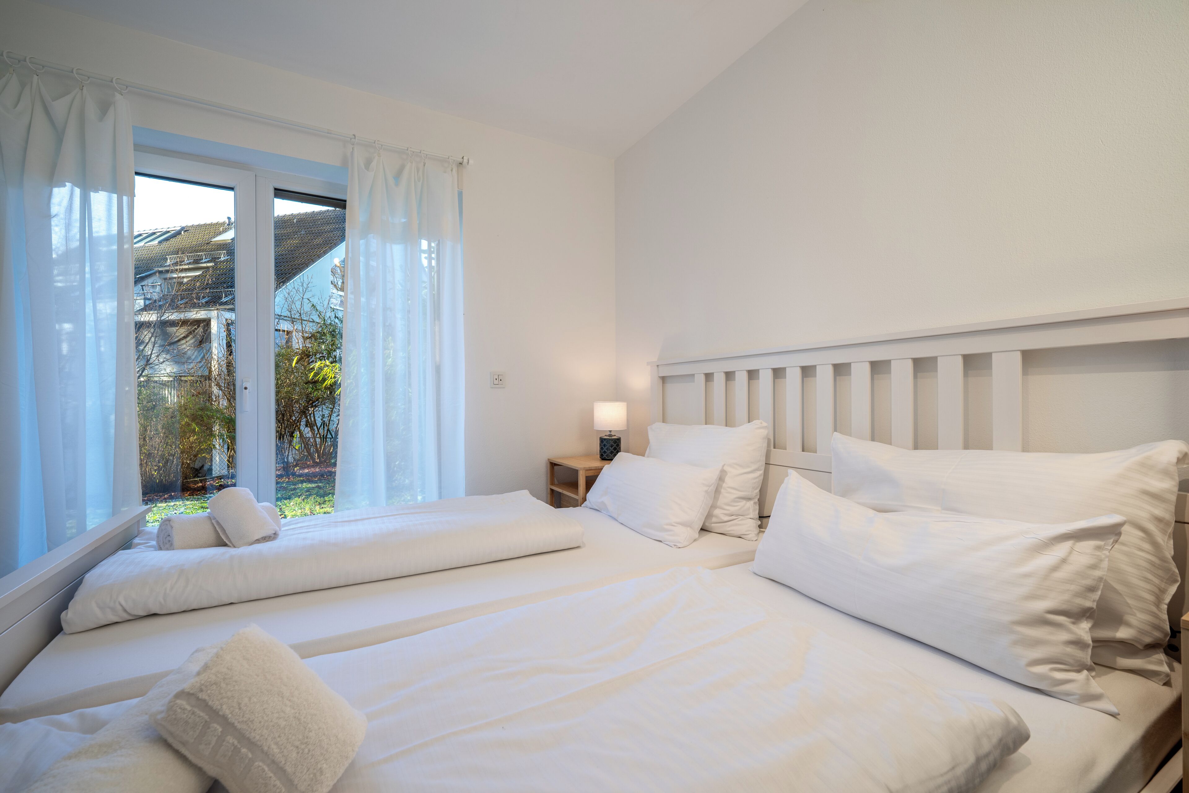 4 chambres, fer et planche à repasser, Wi-Fi, draps fournis