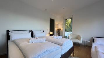 4 Schlafzimmer, Bügeleisen/Bügelbrett, WLAN, Bettwäsche