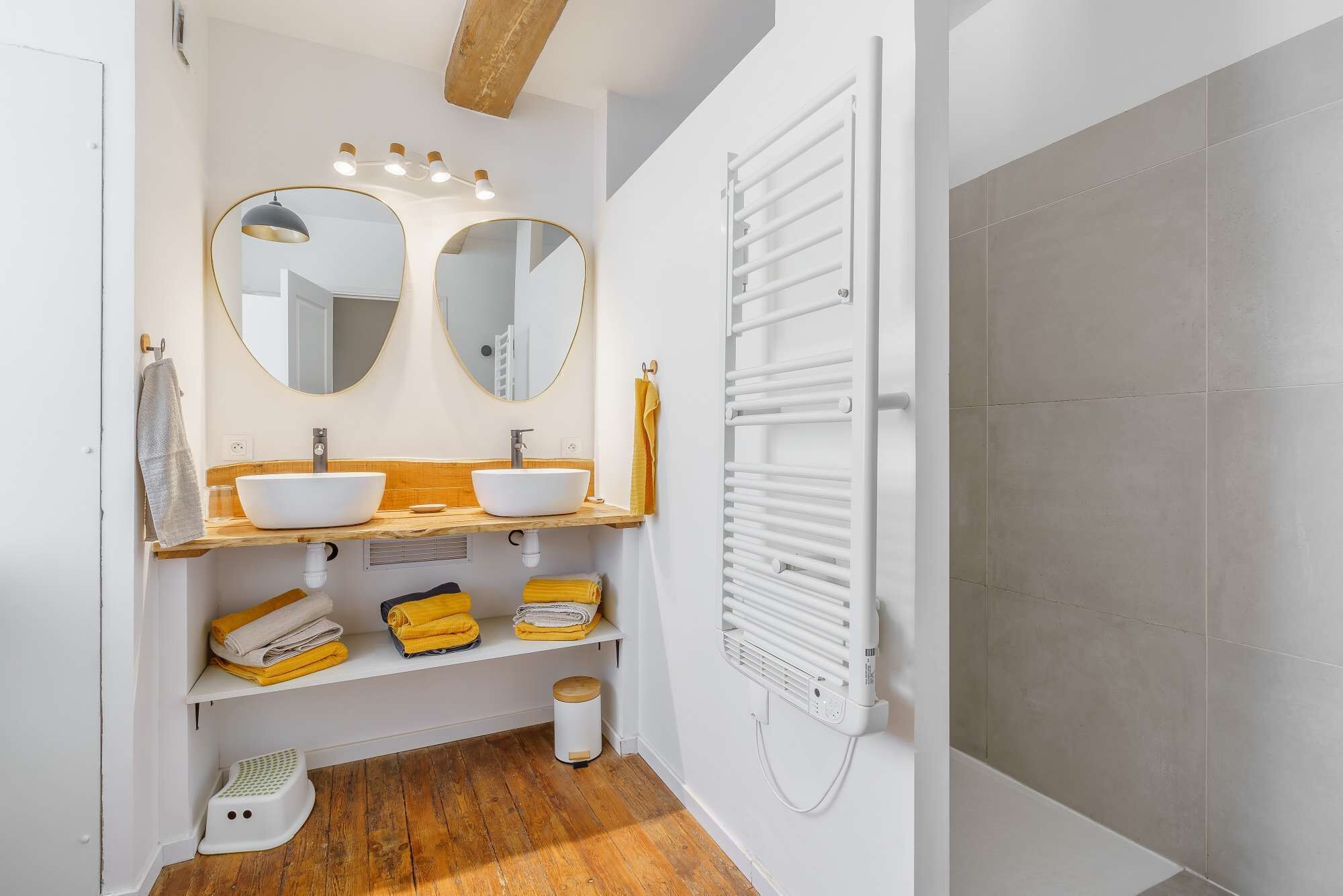 Shower, eco-friendly toiletries, hair dryer, towels