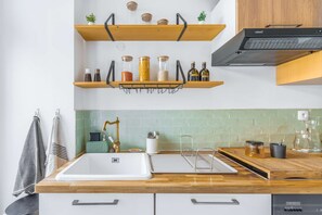 Fridge, microwave, oven, dishwasher