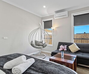 5 sovrum, skrivbord, strykjärn/strykbräda och wi-fi