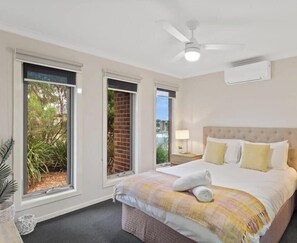 4 soverom, strykejern/-brett, reiseseng for barn og wi-fi