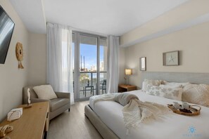 1 chambre, fer et planche à repasser, lit parapluie, Wi-Fi
