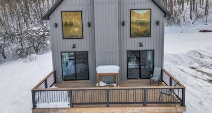 New Build • Ellicottville Ski Chalet • Sleeps 8
