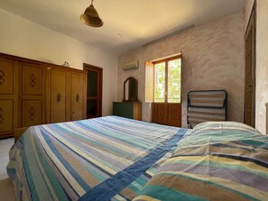 2 bedrooms, bed sheets, wheelchair access