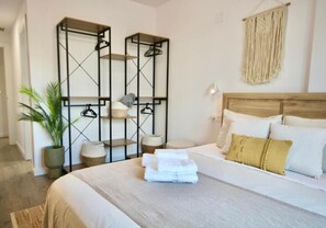 3 camere, Wi-Fi, lenzuola