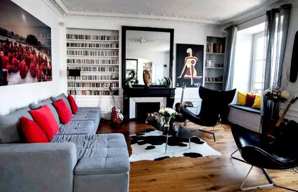 Living area - Chambres Près Place des Vosges (Paris)