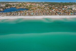 House, Multiple Beds (Elegant Ocean Paradise - 4757 Bonaire) | Aerial view