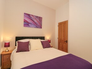 2 bedrooms, individually decorated, individually furnished, free WiFi - The Nest (Bridgwater)