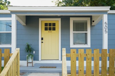 Cottage Row: Leontyne 