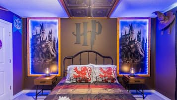 3 bedrooms, desk, iron/ironing board, travel cot