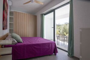 3 bedrooms, iron/ironing board, travel crib, WiFi