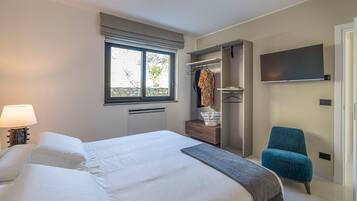 5 Schlafzimmer, Bügeleisen/Bügelbrett, Internetzugang, Bettwäsche