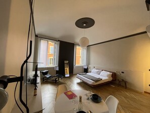 1 Schlafzimmer, Schreibtisch, Bügeleisen/Bügelbrett, kostenloses WLAN