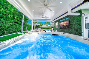 Outdoor pool, a heated pool