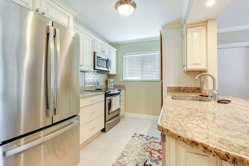 Welcoming Sarasota Vacation Rental w/ Pool!