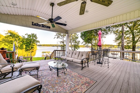 House (3 Bedrooms) | Interior - Pet-friendly New Concord Vacation Rental on Lake! (New Concord)