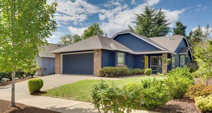 Tasteful Tualatin Home: 40 Mi to Willamette Valley