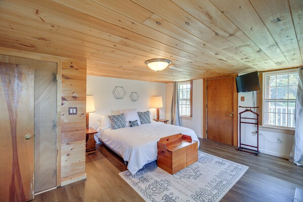 Casa (1 Bedroom) | 1 dormitorio, espacio para trabajar con un portátil, ropa de cama