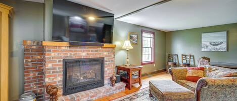 House (4 Bedrooms) | Front of property