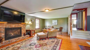 House (4 Bedrooms) | Interior