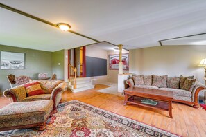Talo (4 Bedrooms) | Sisätilat